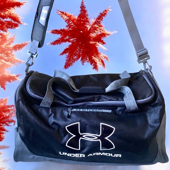 Under Armour Duffel Bag STORM HEAT GEAR Gray & Black with Handles + Strap logos - Picture 11 of 12